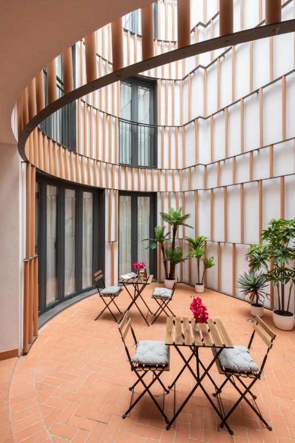 Avanti Clavel, La Terraza Te Conquistara Sevilla Exterior foto